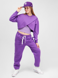 фиолетовый