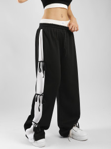 черно-белый